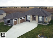 54 Medinah Drive - KINGSWOOD SOUTH (LA SALLE)